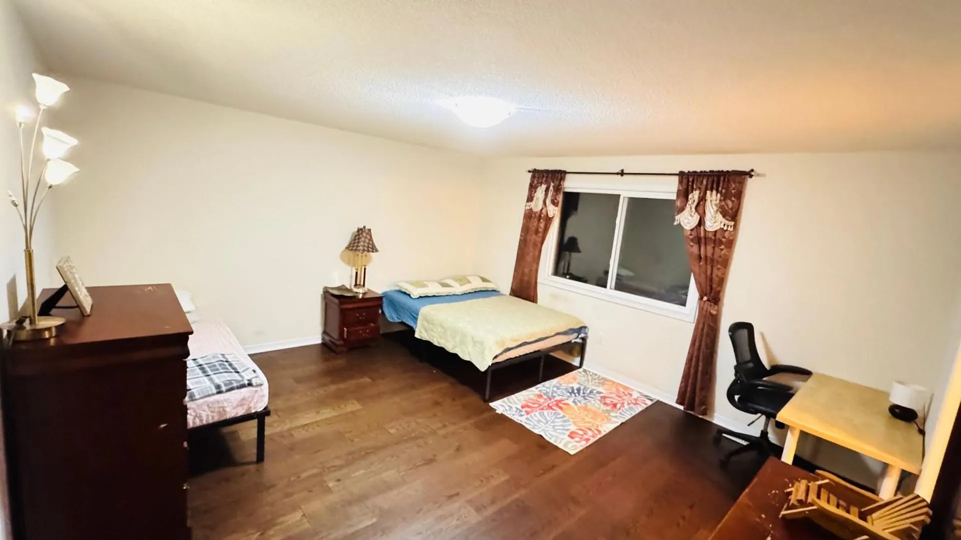 Specious Private Room With A Washroom 토론토 0*,  캐나다