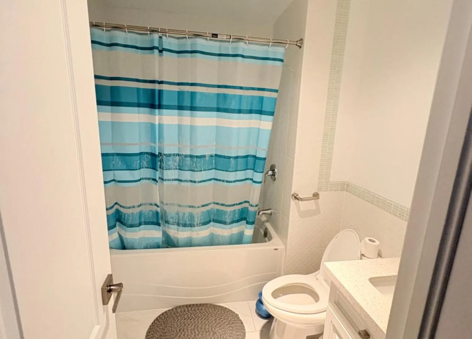 Specious Private Room With A Washroom Toronto 0*,  Canada