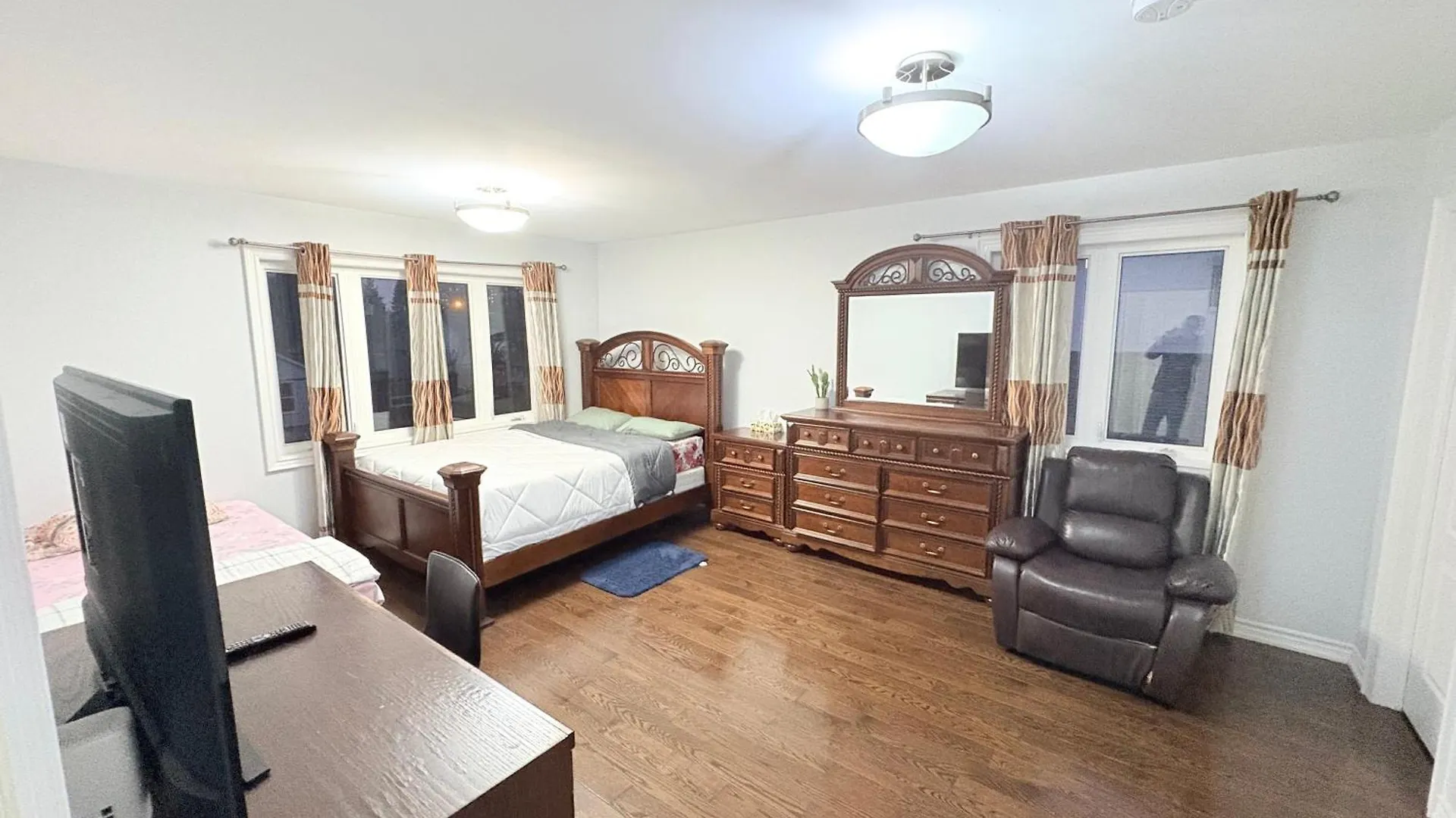 Specious Private Room With A Washroom Toronto 0*,
